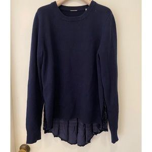 LAST CHANCE❗️Elie Tahari Navy Sweater - M